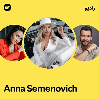 Fetish qiz etiklarni yalamoqda